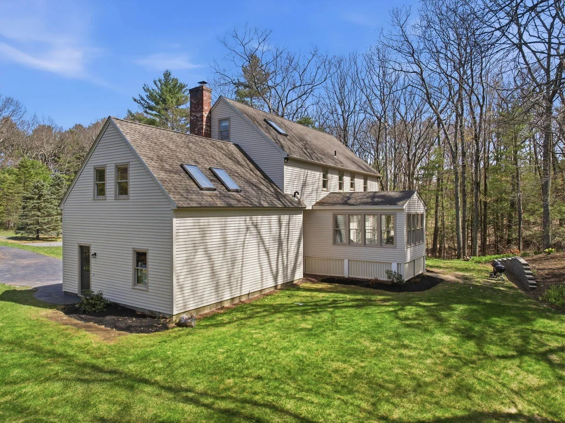 Photo of 25 Buttonwood