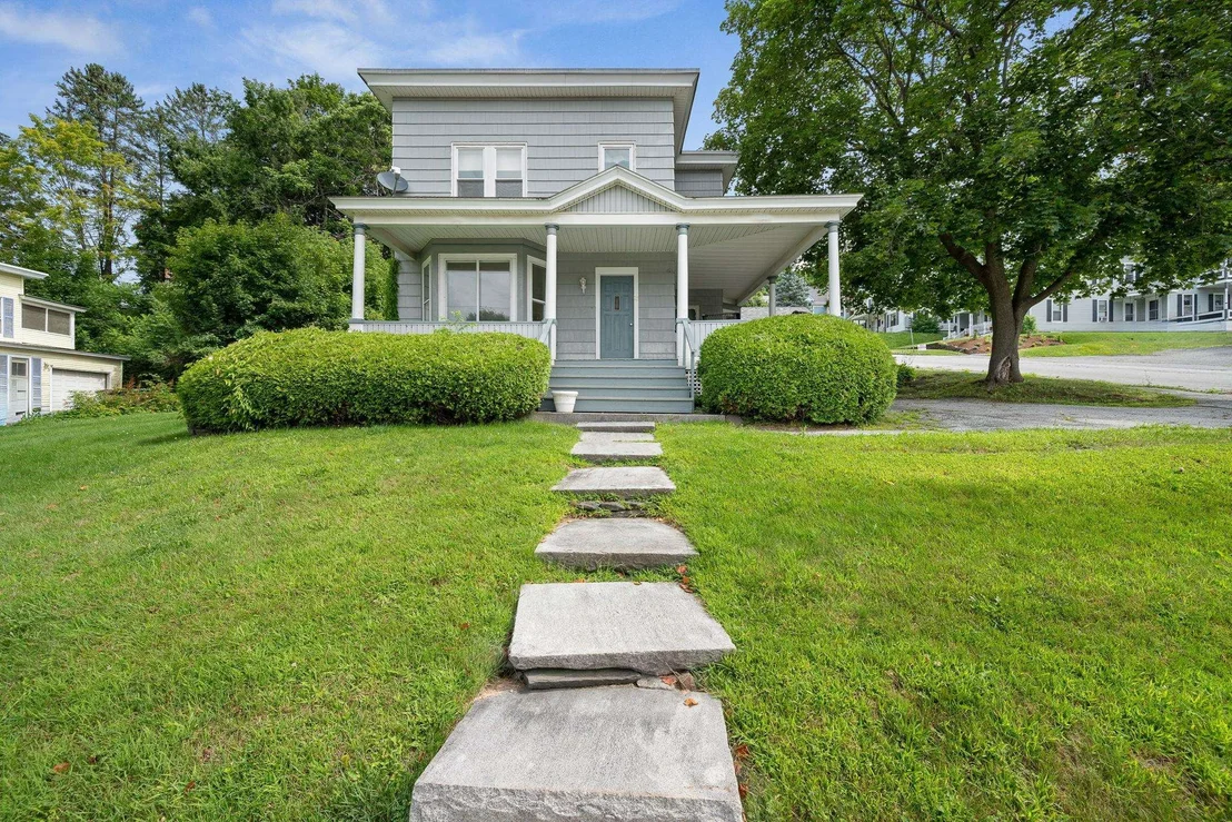 Photo of 22 Eastern