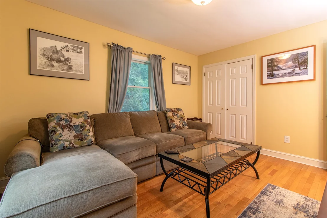 Photo of 388 Dolloff Pond