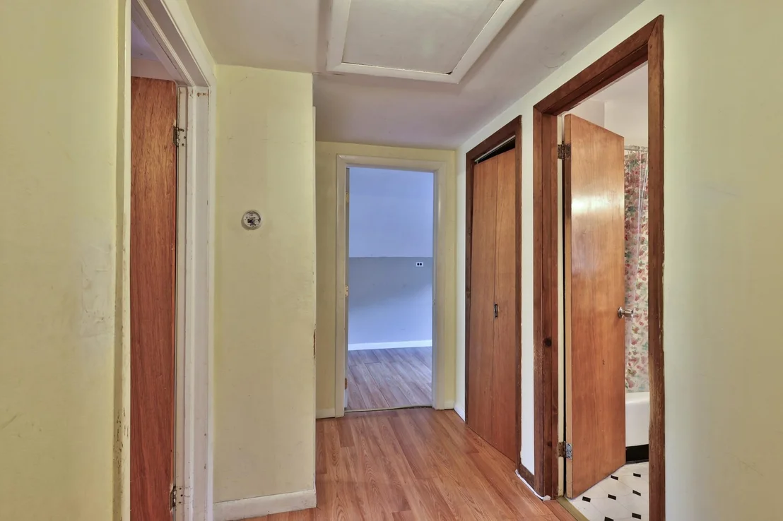 Photo of 43 Taylor
