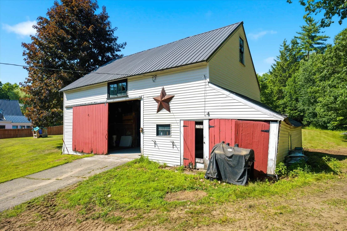 Photo of 131 Clinton