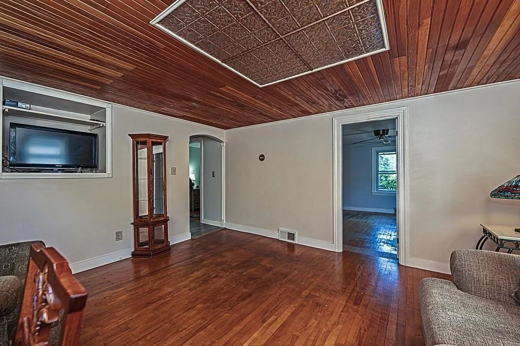 Photo of 18 Pershing