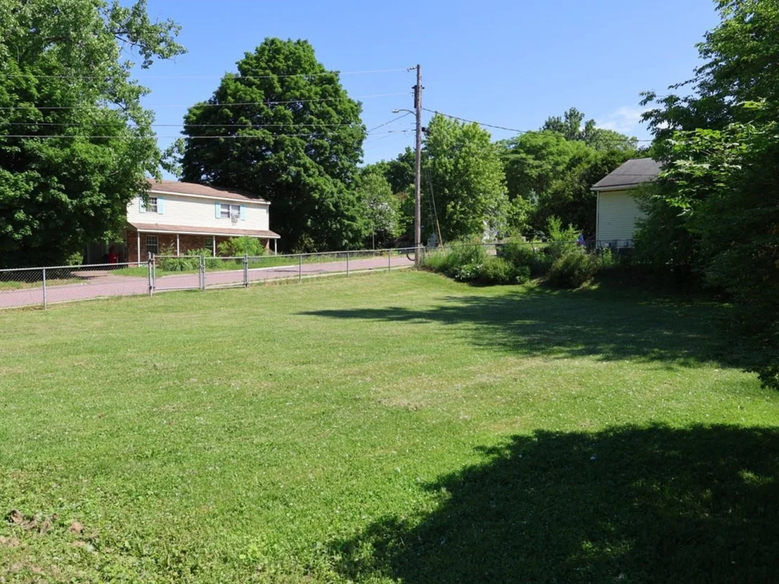 Photo of Lot 2 Pine