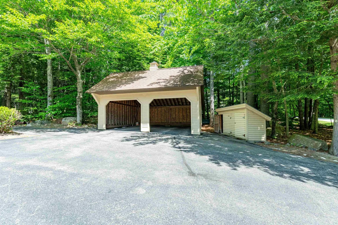 Photo of 14 Forest Ring