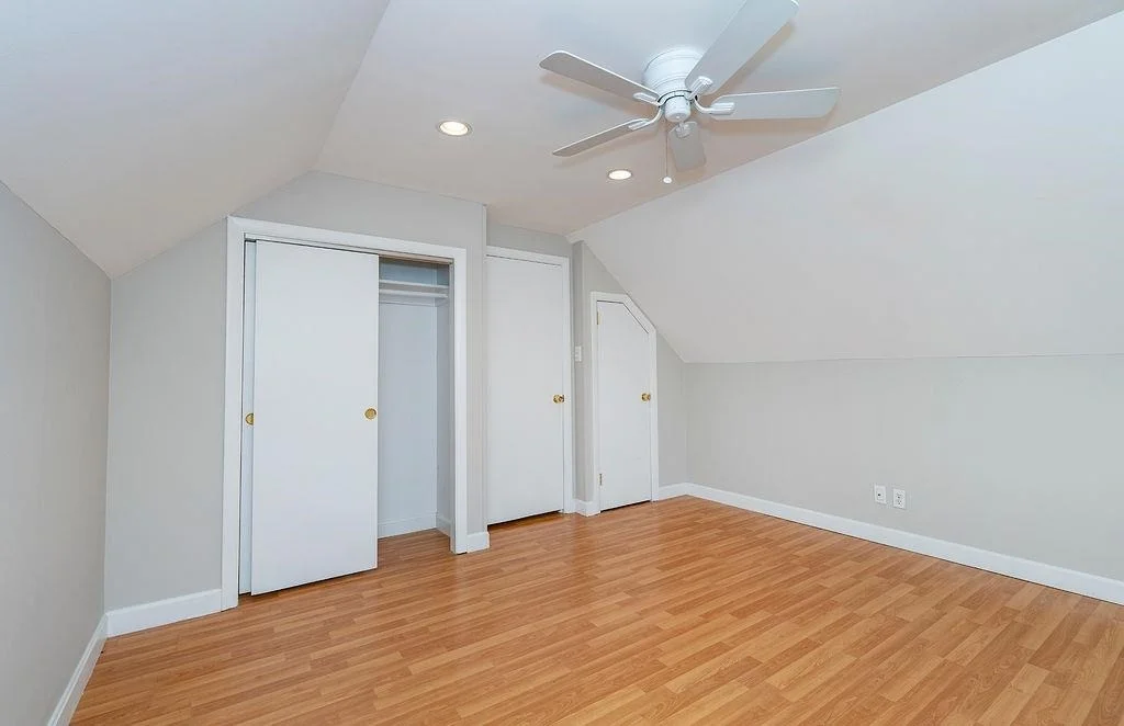 Photo of 20 Colonial