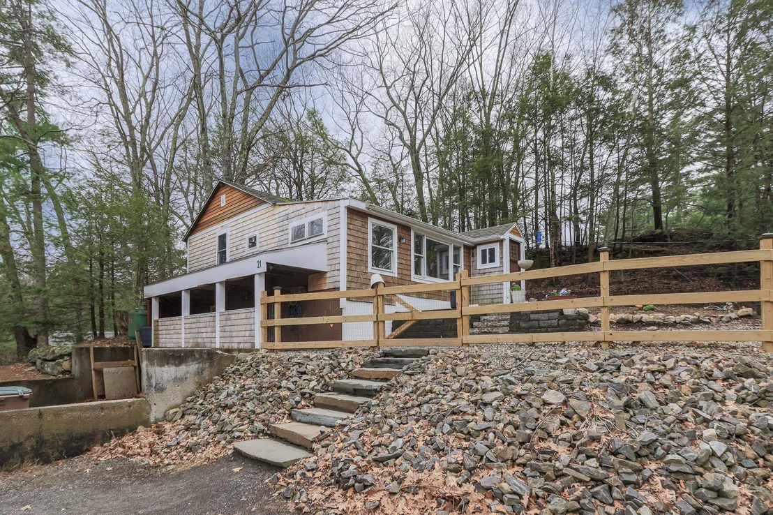 Photo of 21 Hemlock Heights