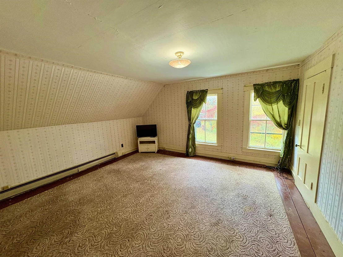 Photo of 1445 Maillett