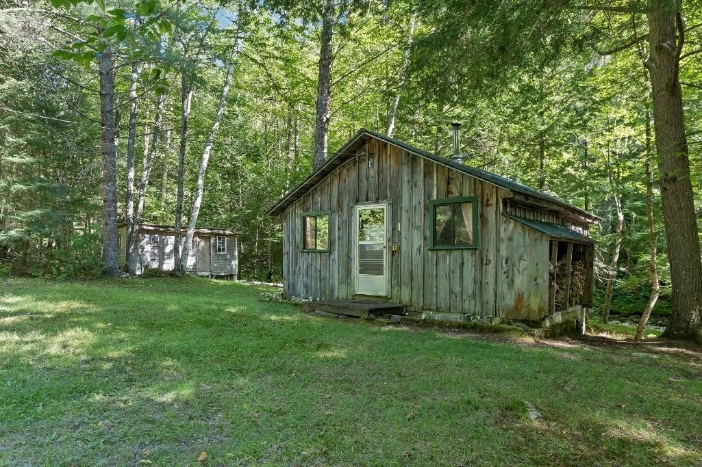 Photo of 32 Johnson Brook