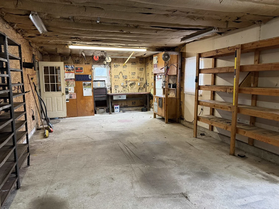 Photo of 2459 Highgate