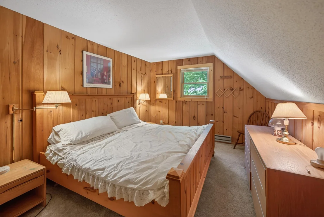 Photo of 36 Bears Den