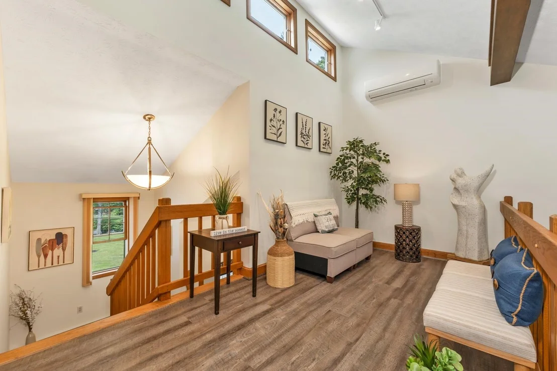 Photo of 52 Meadow