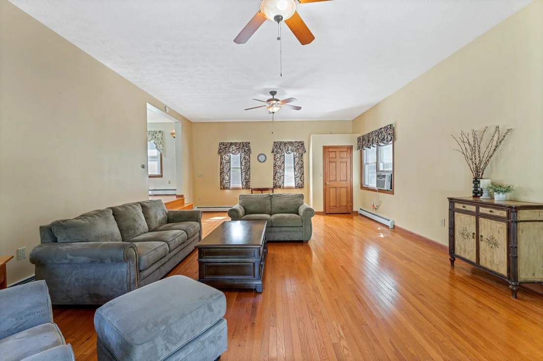 Photo of 9 Mountain View
