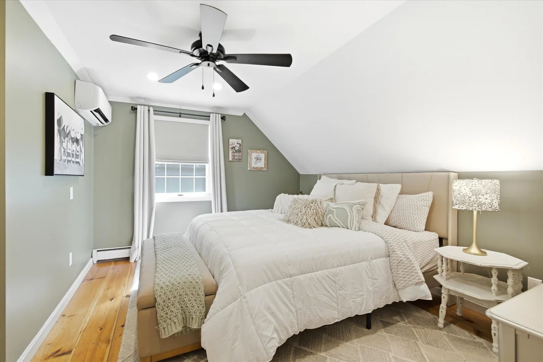Photo of 24 Snow Hill