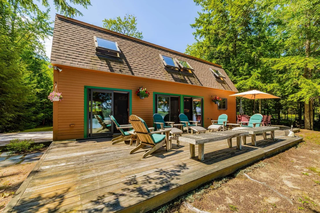 Photo of 37 Green Eagle