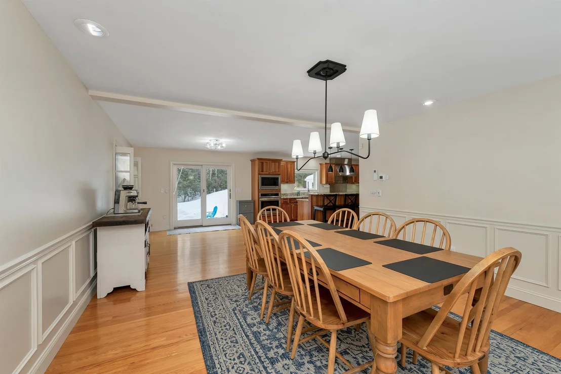 Photo of 37 Allen