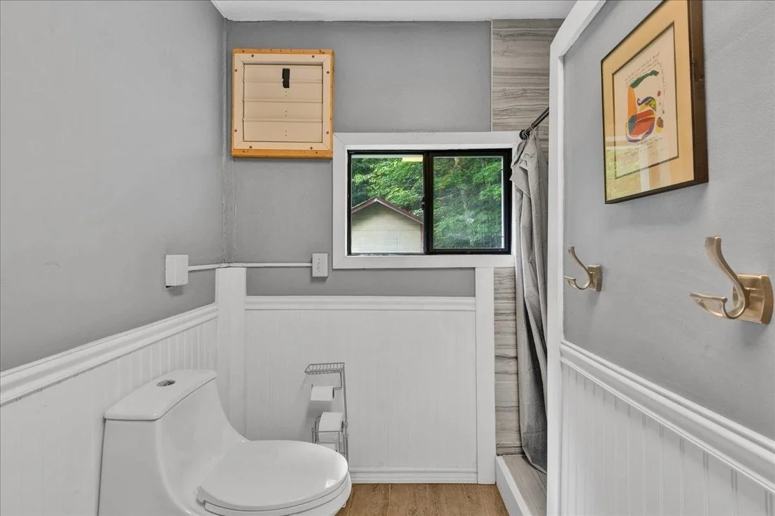 Photo of 929 Codding Hollow