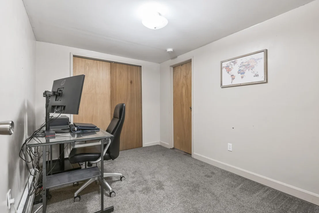 Photo of 35 Buttonwood