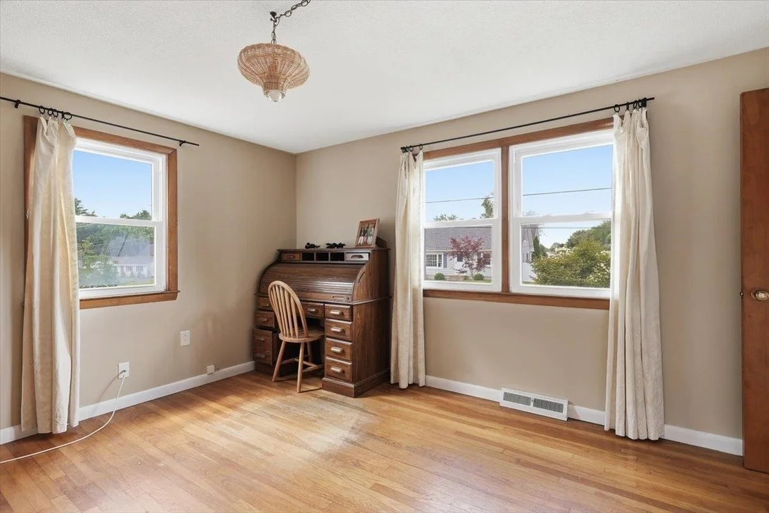 Photo of 7 Hideaway