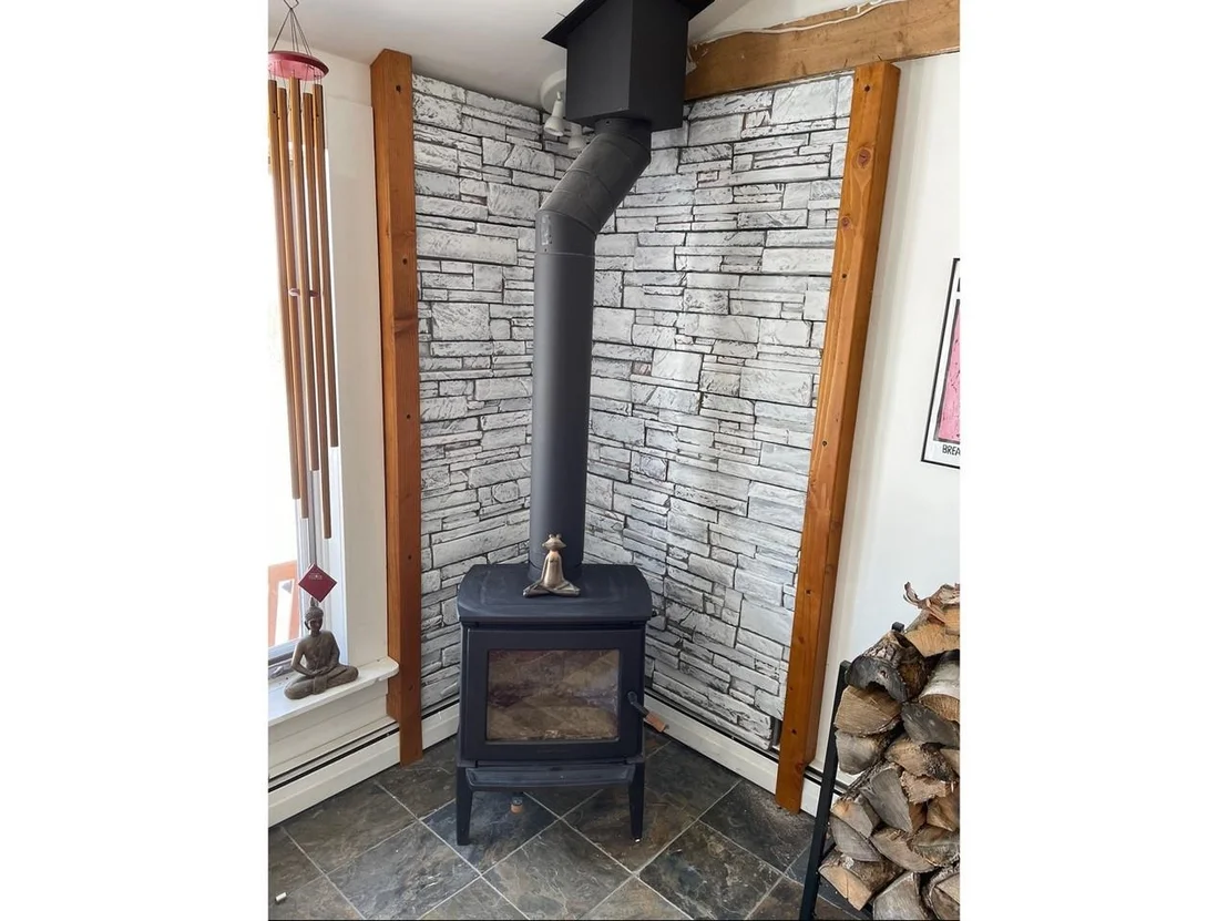 Photo of 2882 Perley