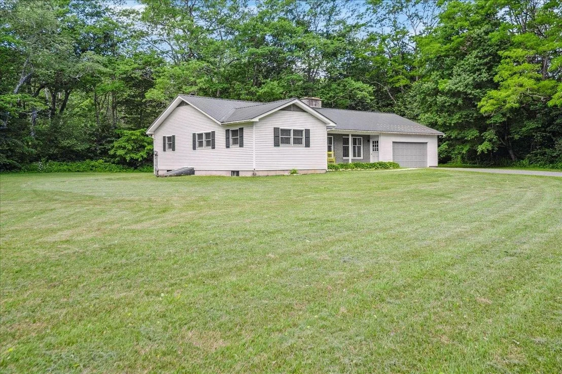 Photo of 7 Grassy Brook