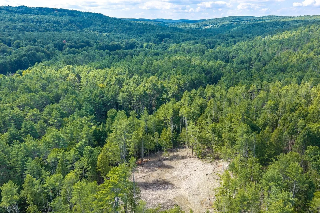 Photo of 40 E Putney Brook