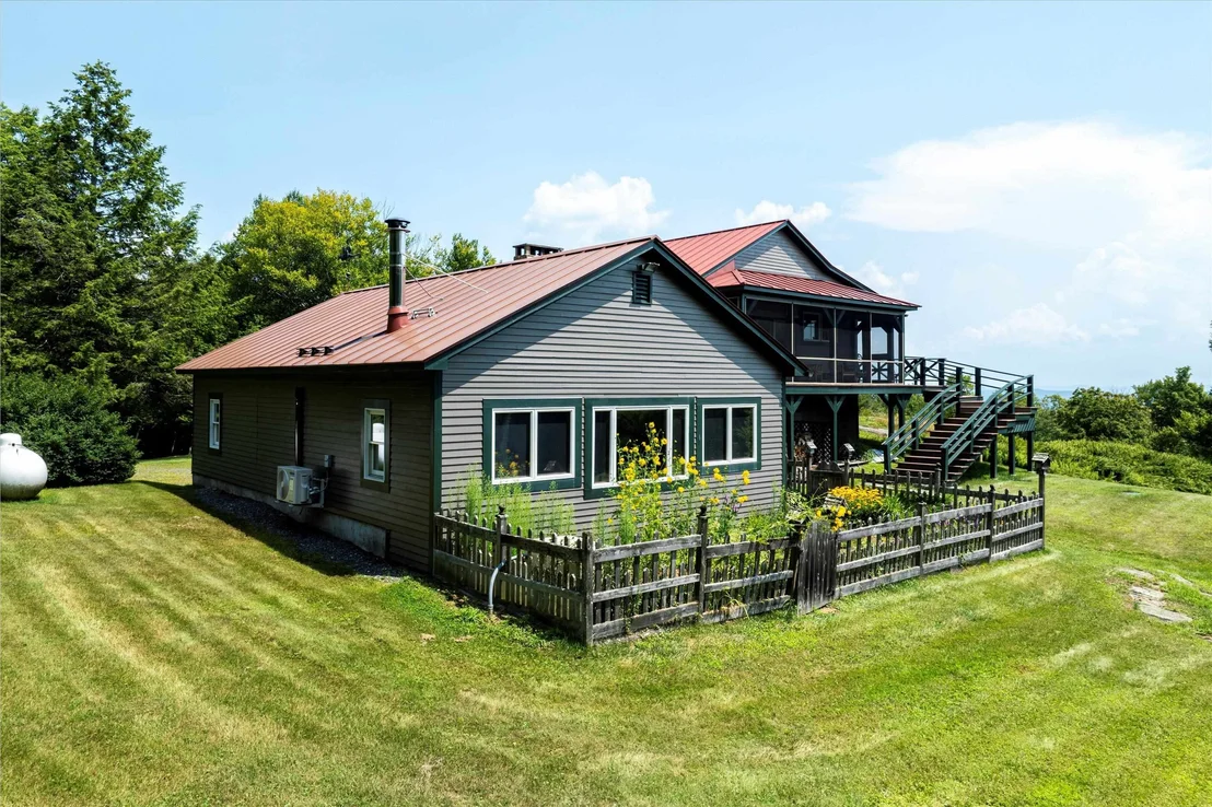 Photo of 365 Timson Hill