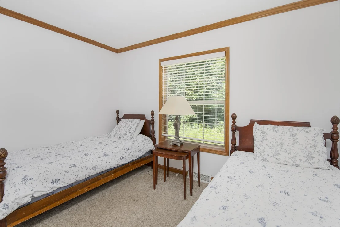 Photo of 89 Townsend Brook