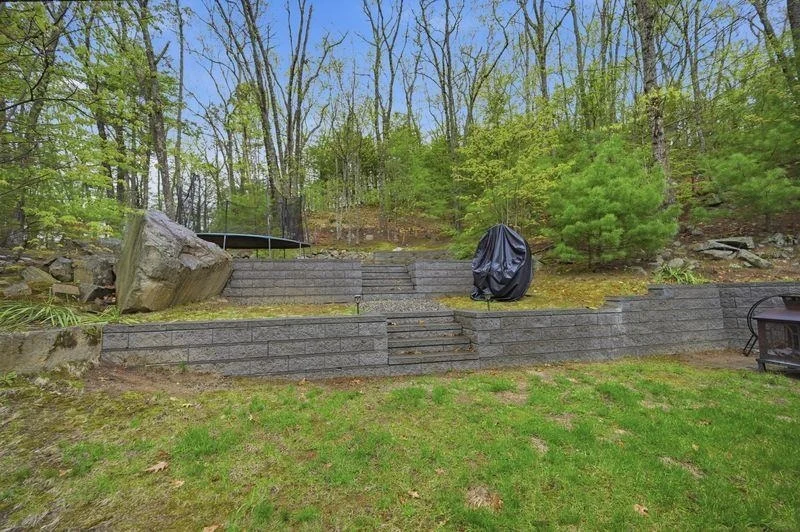 Photo of 10 Hillside