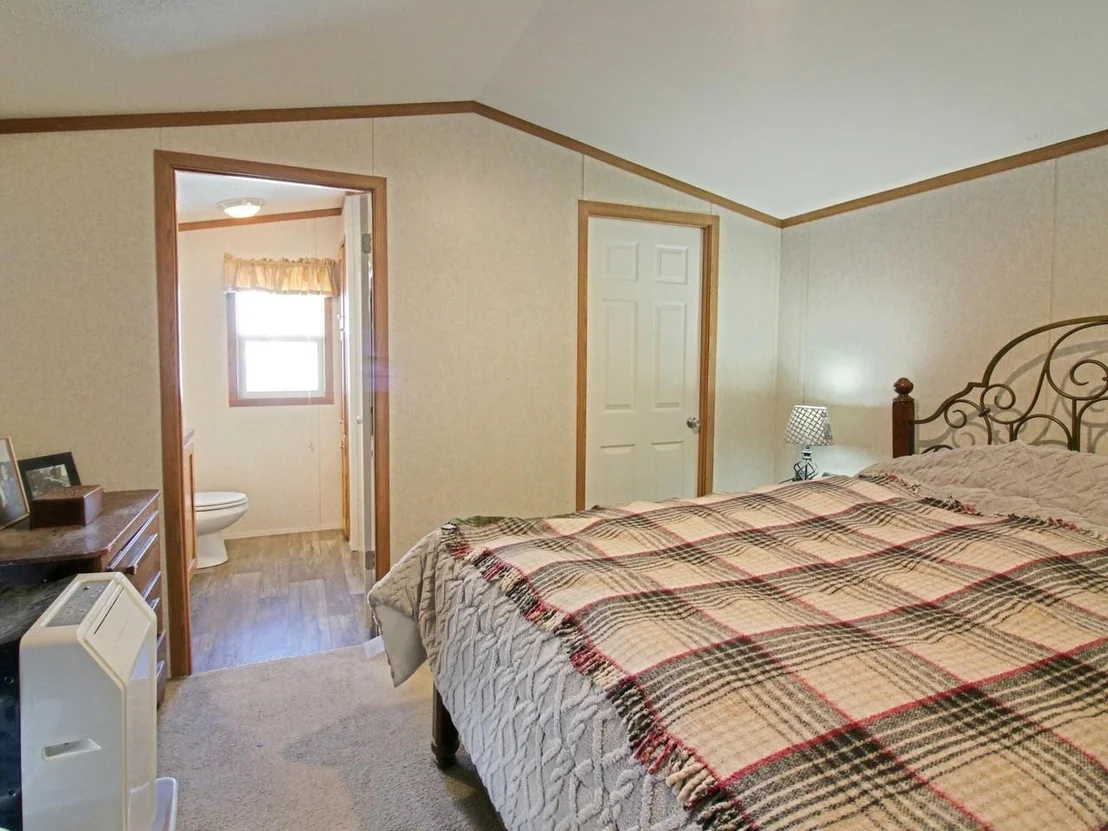 Photo of 141 Dewey