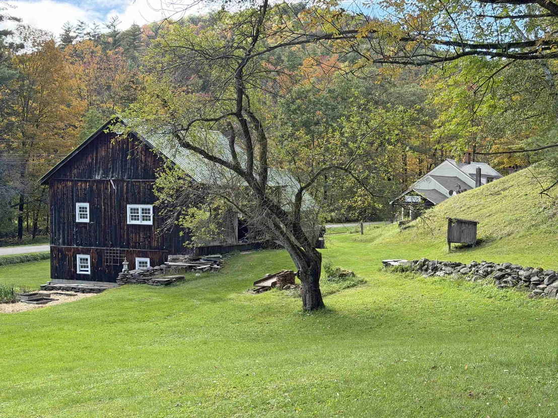 Photo of 220 Hale