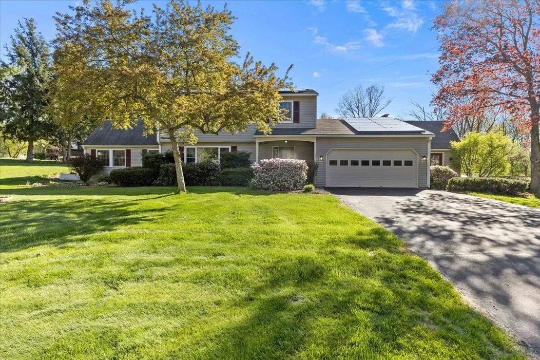 Photo of 67 Pinecrest