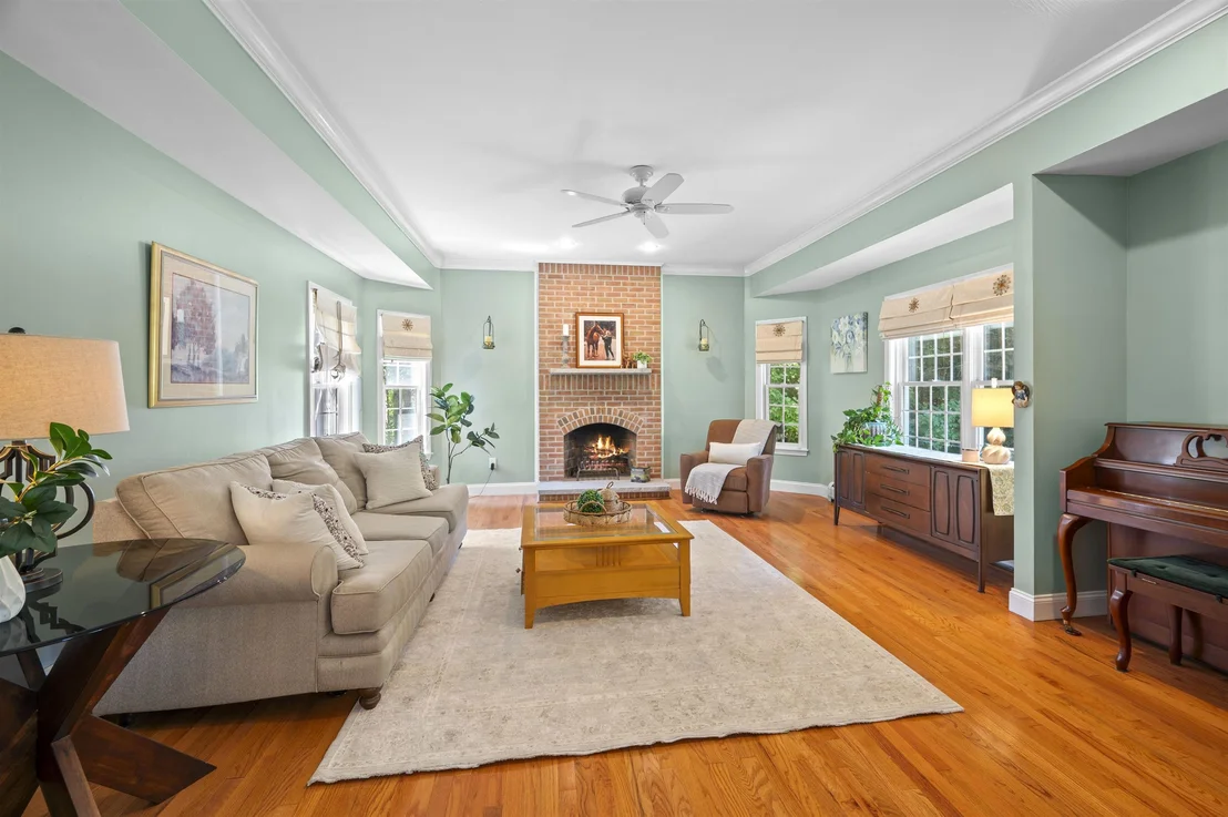 Photo of 4 Monticello