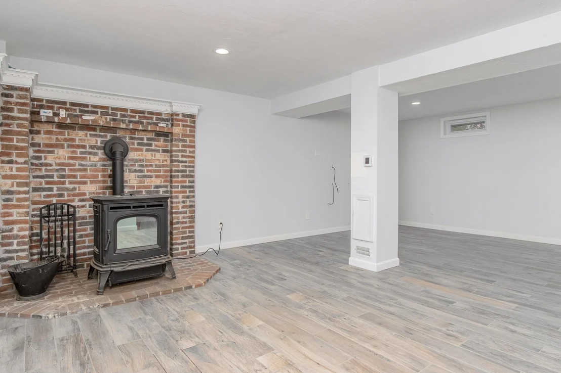 Photo of 20 Redfield