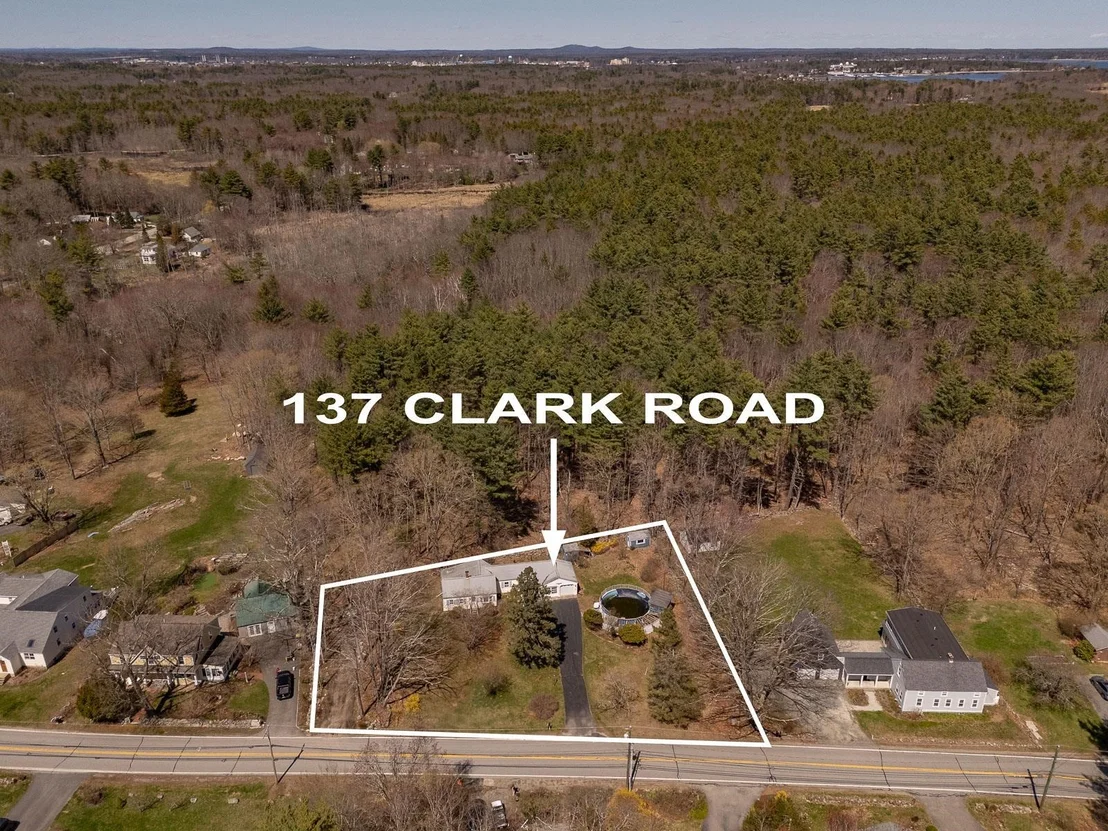 Photo of 137 Clark