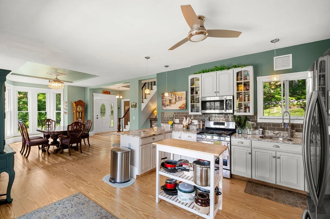 Photo of 1080 N Barnstead