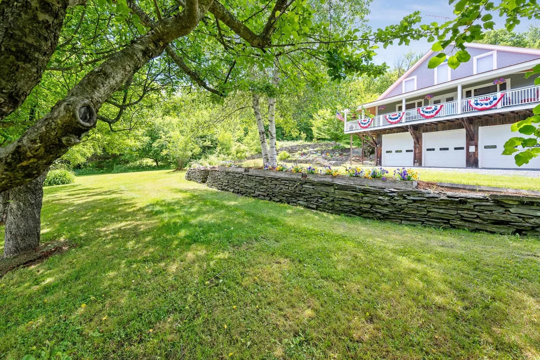 Photo of 1012 Hallstrom