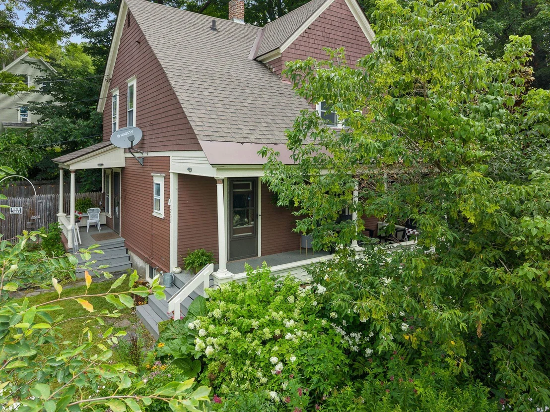 Photo of 208 Elm