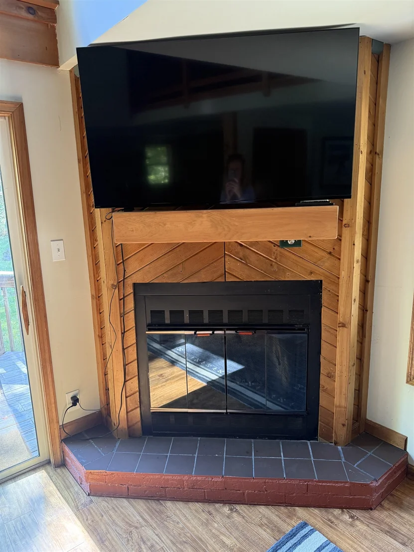 Photo of 547 Williams