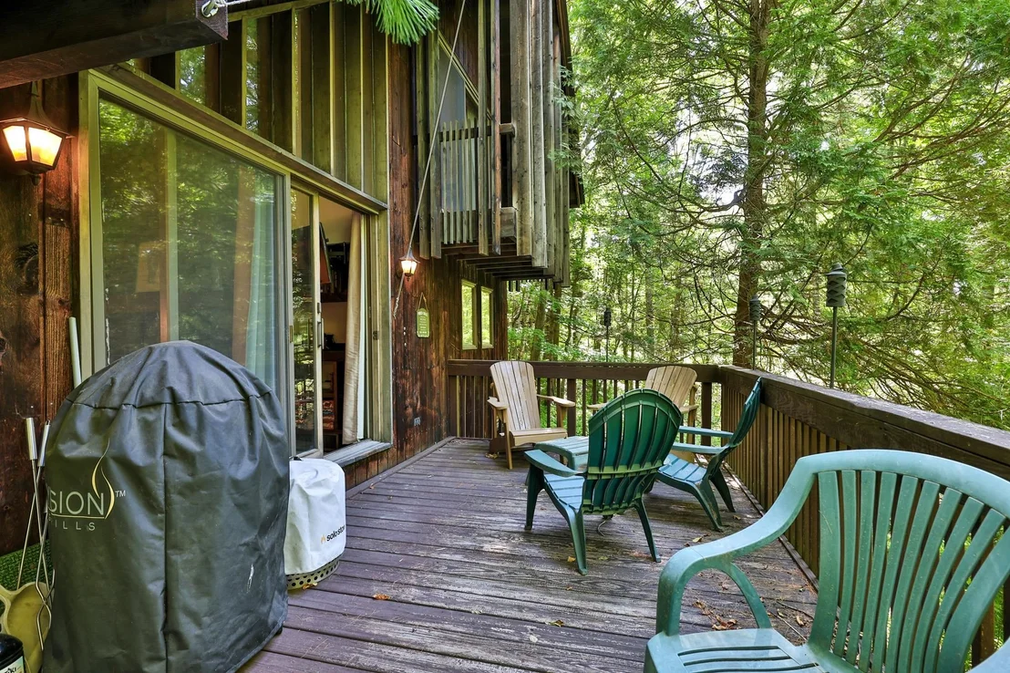 Photo of 212 Falcon Loop East