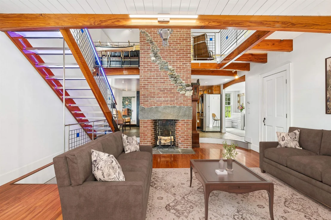 Photo of 408 Ridge