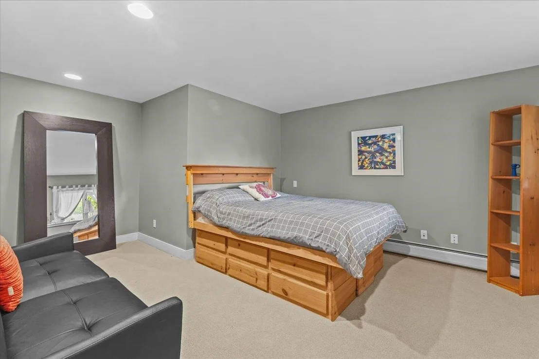 Photo of 340 Worcester Ridge