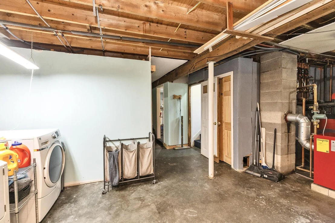 Photo of 511 Forristall