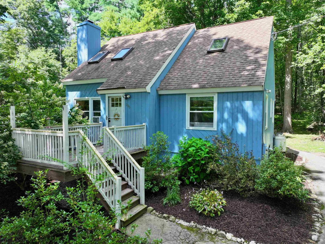 Photo of 285 Colby