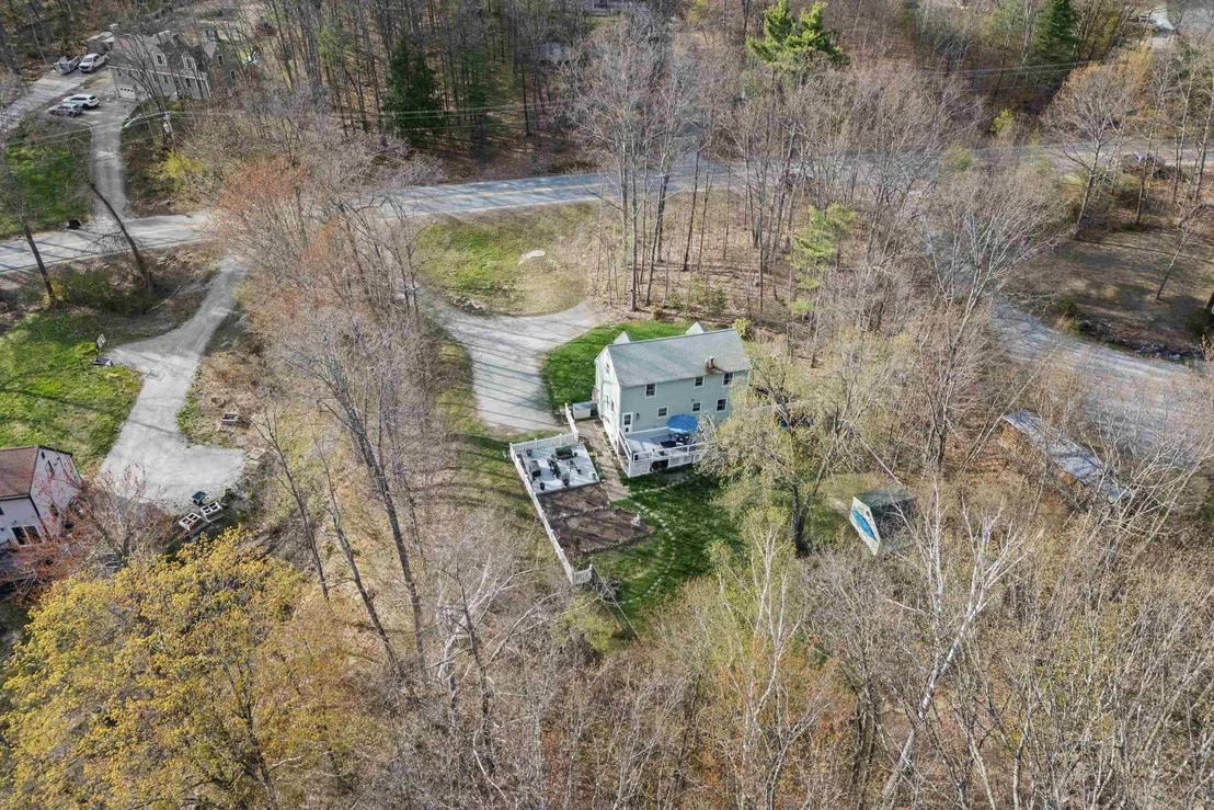 Photo of 345 Davison