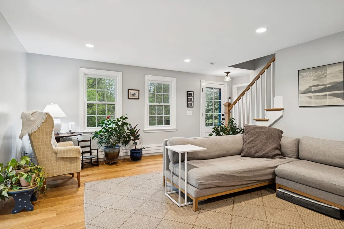 Photo of 12 Hemlock