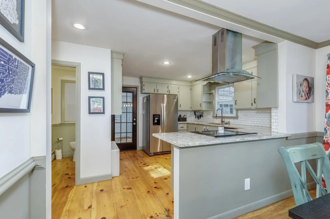 Photo of 234 W Haven