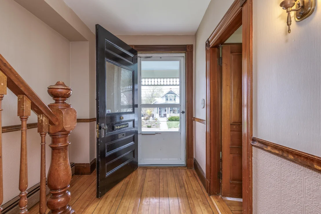 Photo of 8 Princeton
