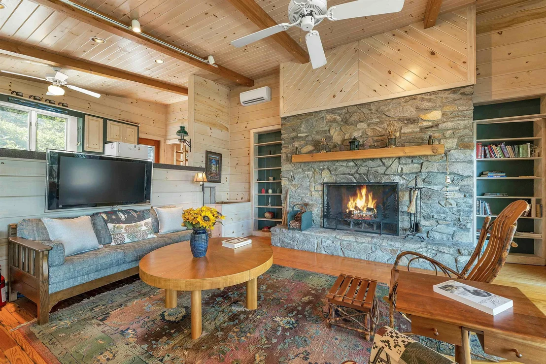 Photo of 41 Pine Island