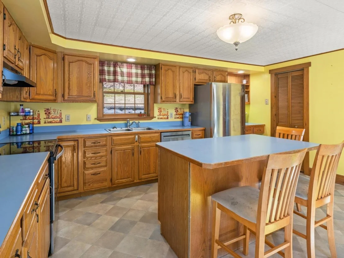 Photo of 2147 North Williston