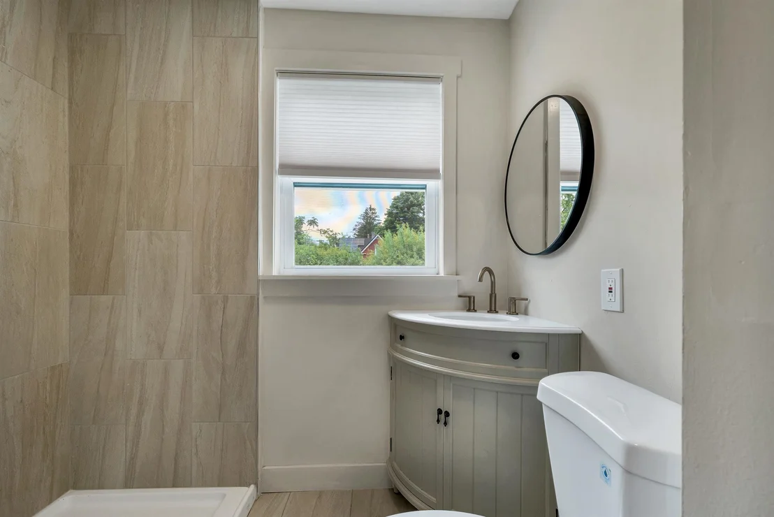Photo of 33 Spruce